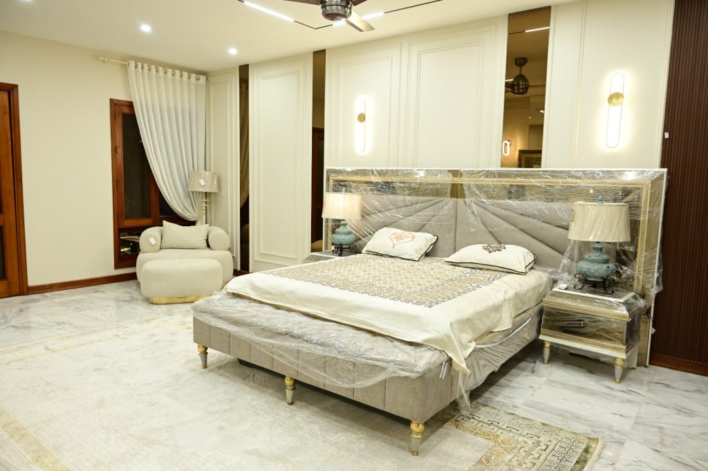 BED ROOM